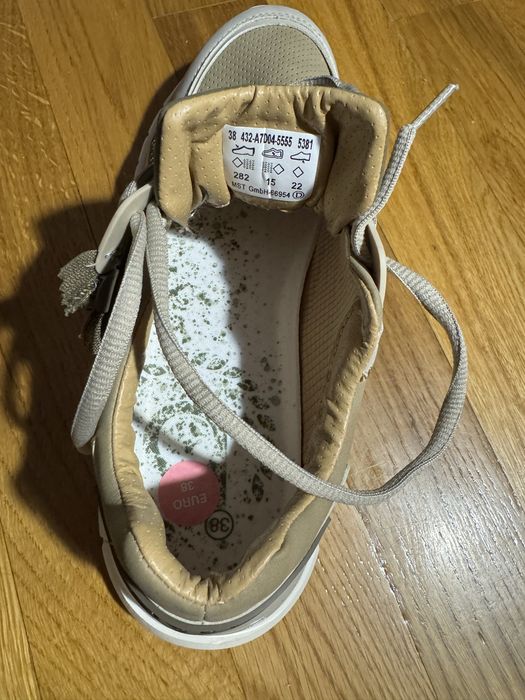 Кросовки bugatti