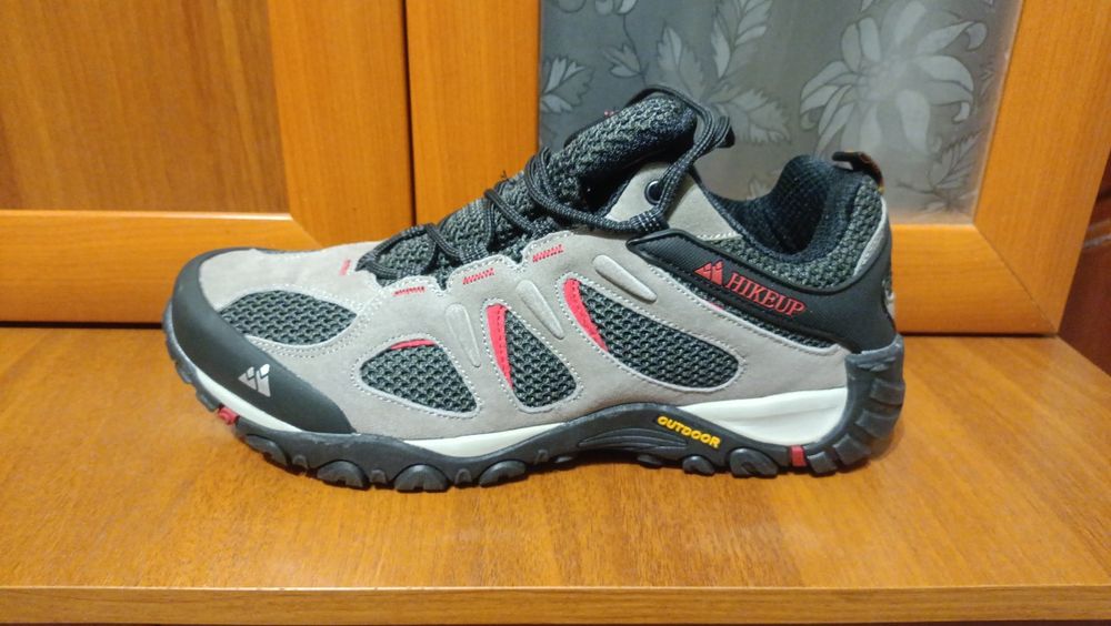 HikeUp демісезонні трекінгові кросівки