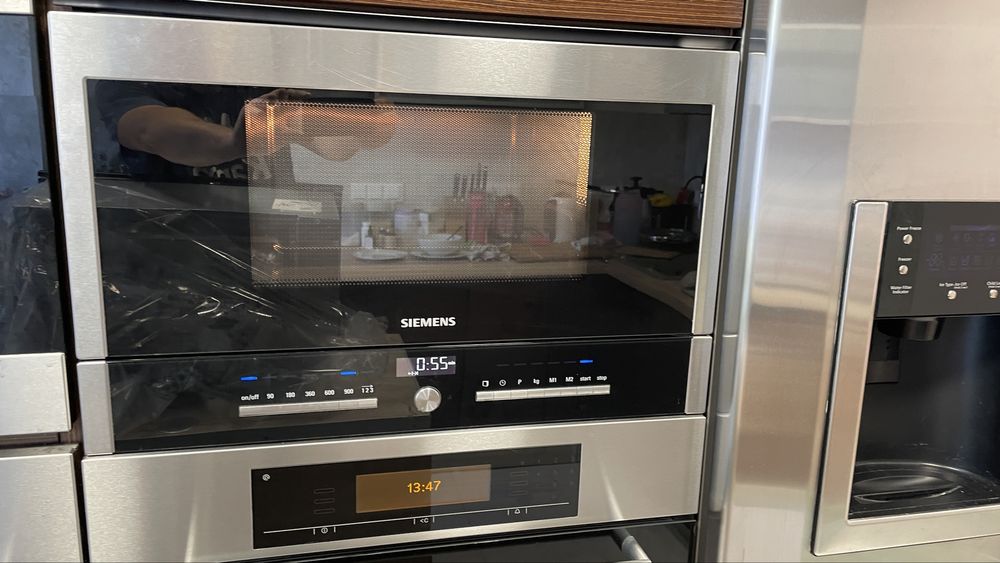 SIEMENS HF25M5R2 mikrofala model PREMIUM