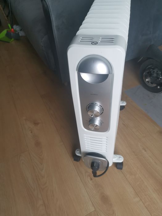 Grzejnik elektryczny olejowy