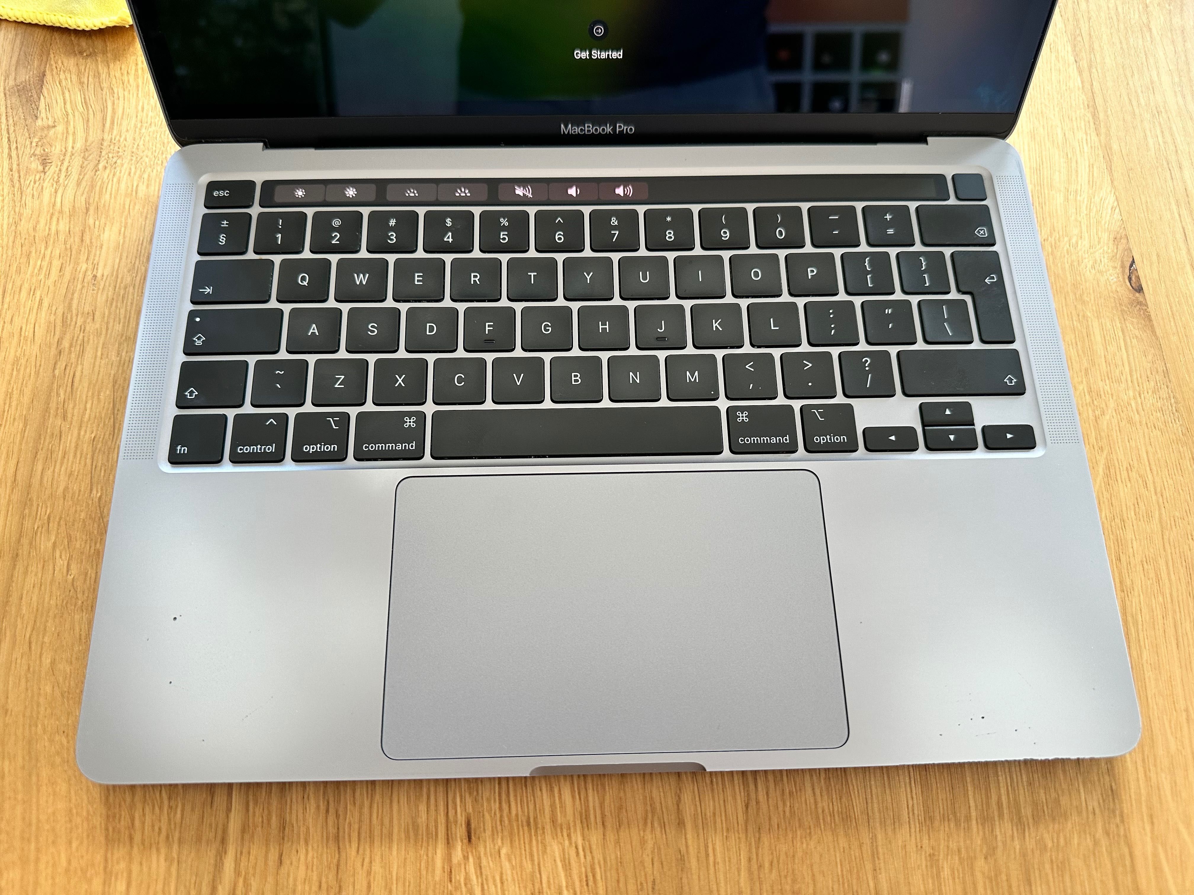 Apple MacBook Pro 13" 2020 16/512 GB (A2251) - 4 porty thunderbolt