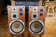 Kolumny Yamaha NS690