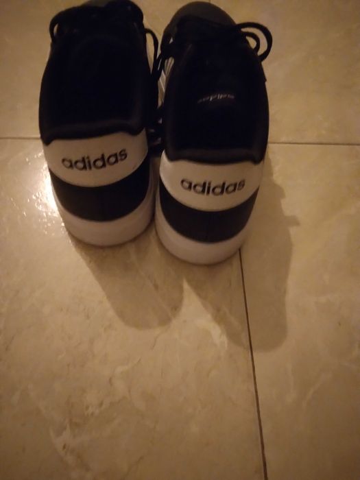 Tenis Adidas preto