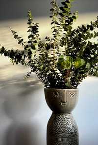 Vaso/ jarra alongada para plantas/ flores
