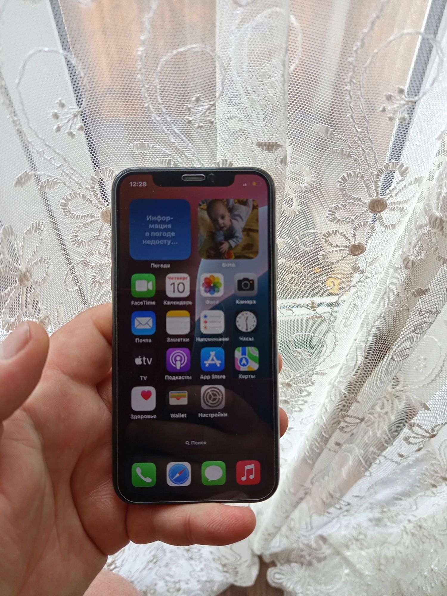 IPhone xs продам