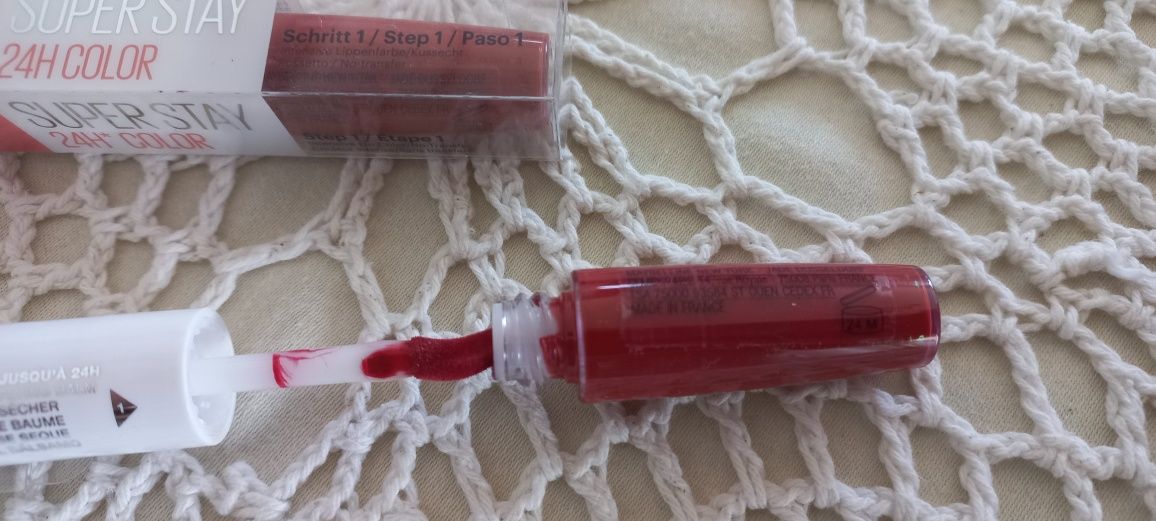 Pomadki Maybelline SuperStay 24H, kolor 542