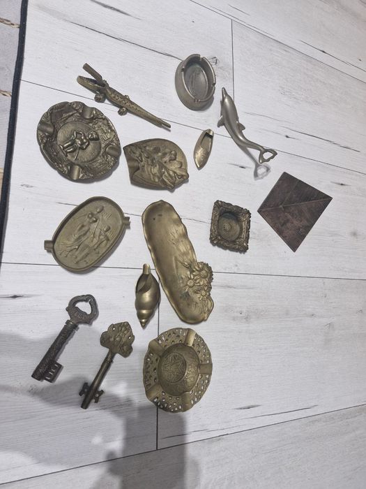 Popielniczki korkociąg mosiądz antyk