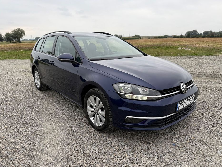 Volkswagen Golf Highline Dynaudio DSG