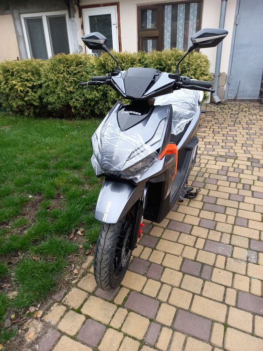 Скутер електричний Crosser V3 2500W