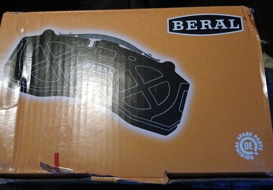Комплект гальмівних колодок BERAL