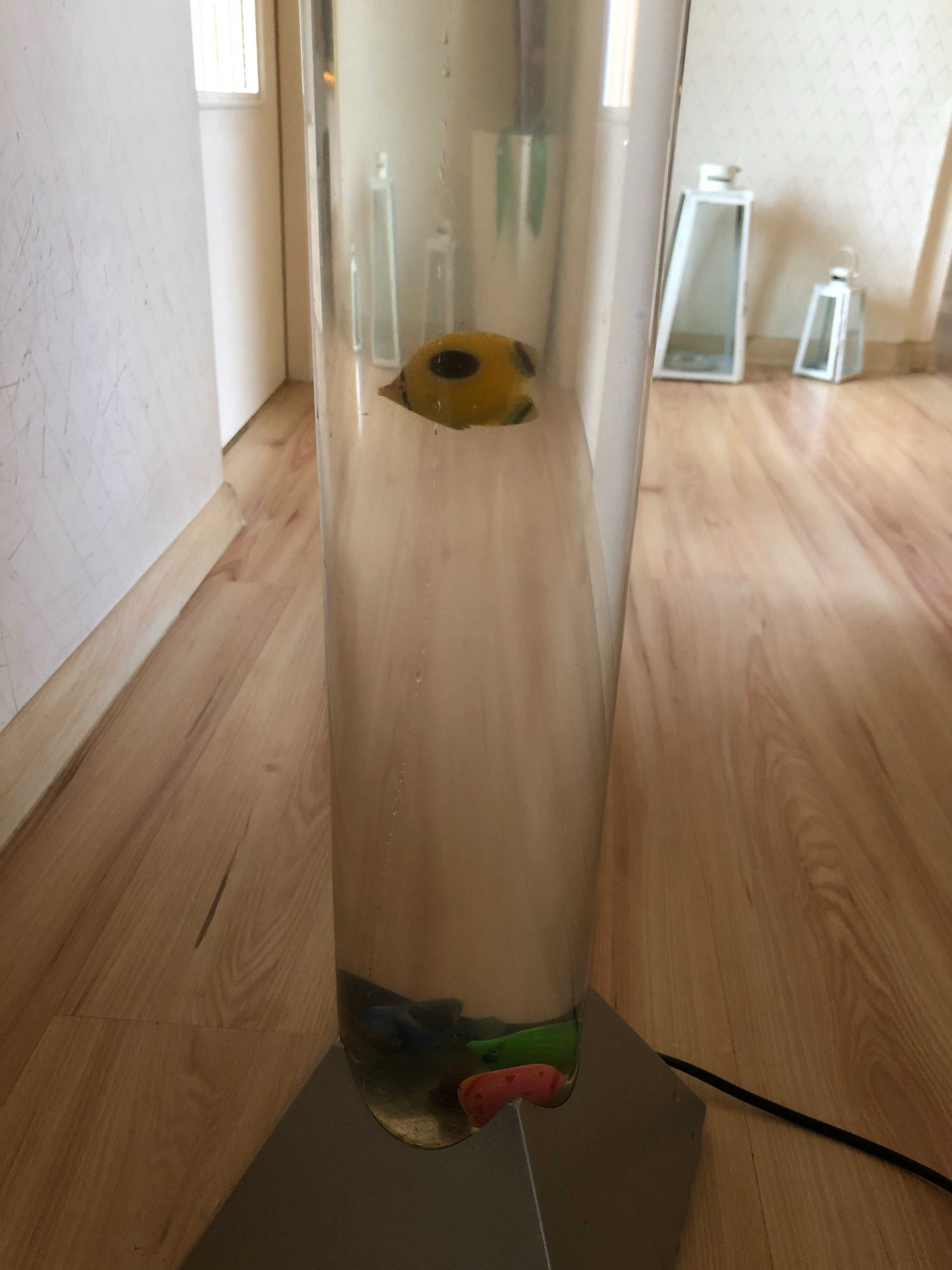 Lampa stojąca podłogowa wodna wyjątkowy design, magia koloru