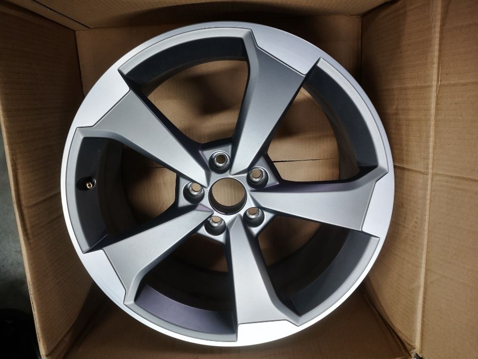 felga audi rs3 s3 a3 8v0 rotor 19'' 8,5x19 et53