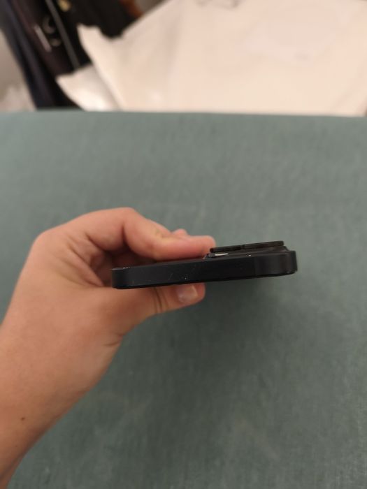 iPhone 14 128GB Azul meia noite