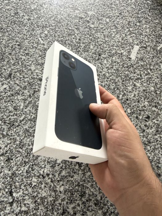 Iphone 13 c/ caixa