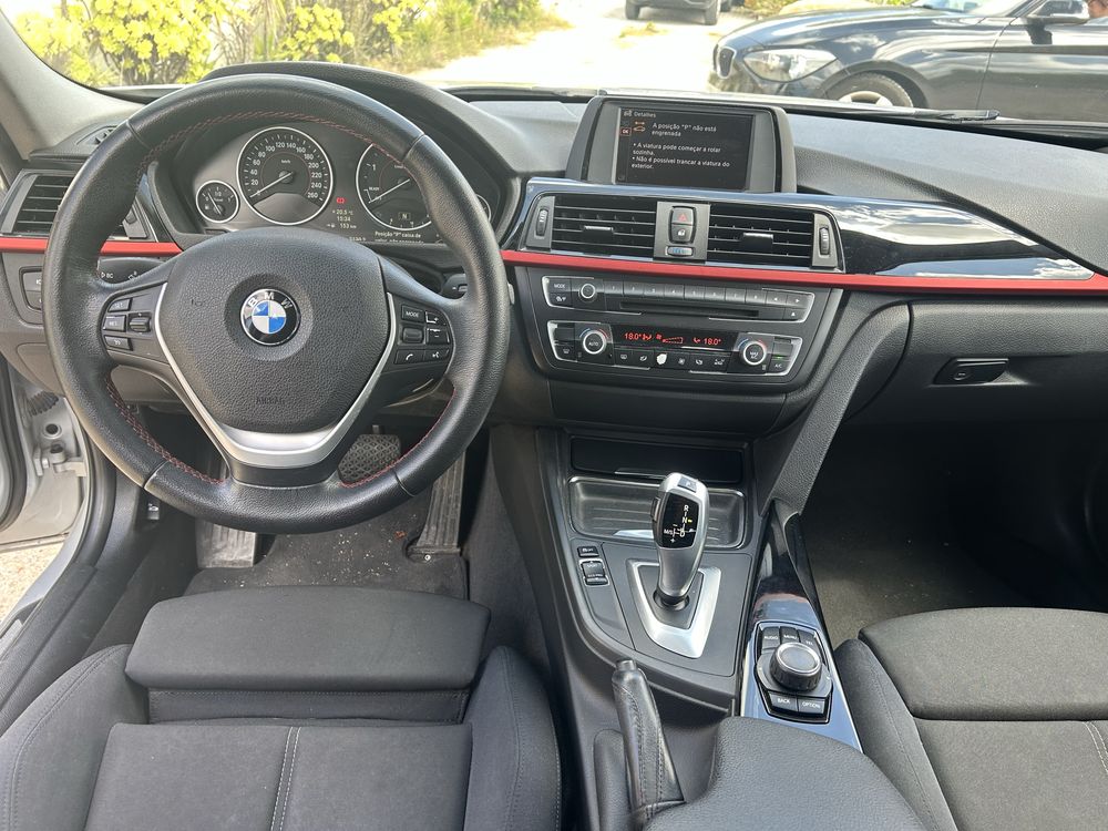 BMW 318 d auto de 2013 Nacional revisoes na marca