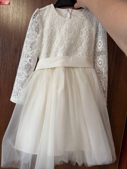 Продам сукню 104-110