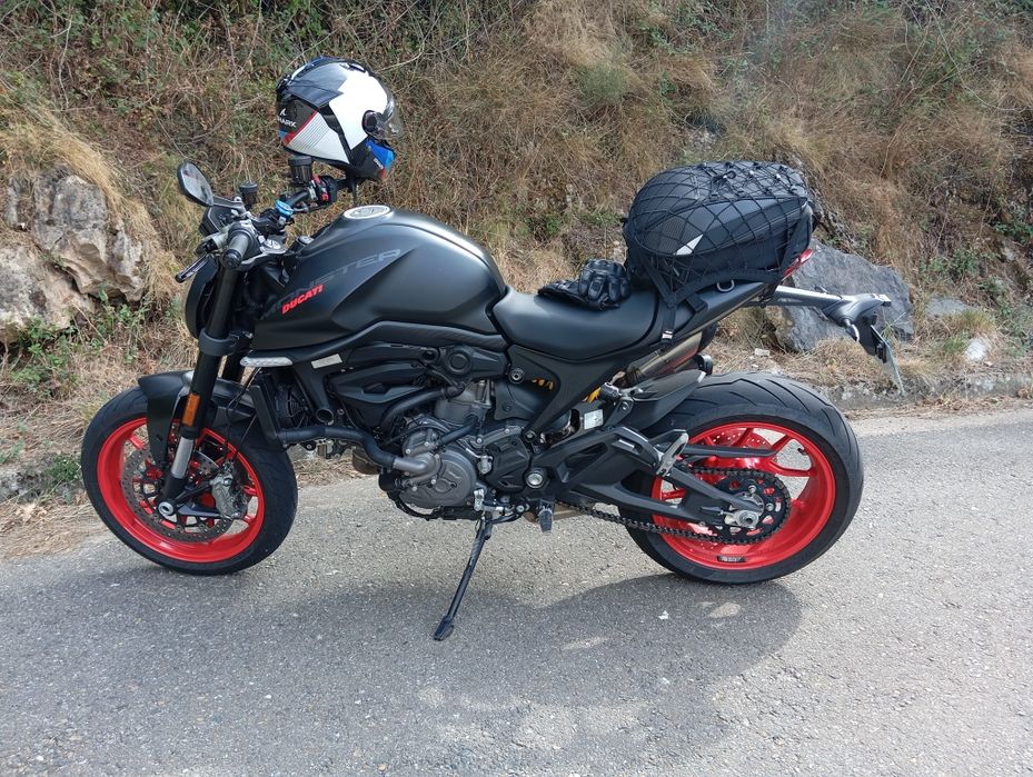 Ducati Monster 937