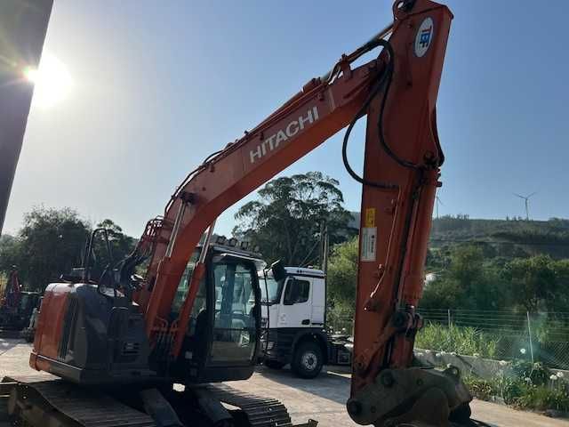 hitachi zx135US-6