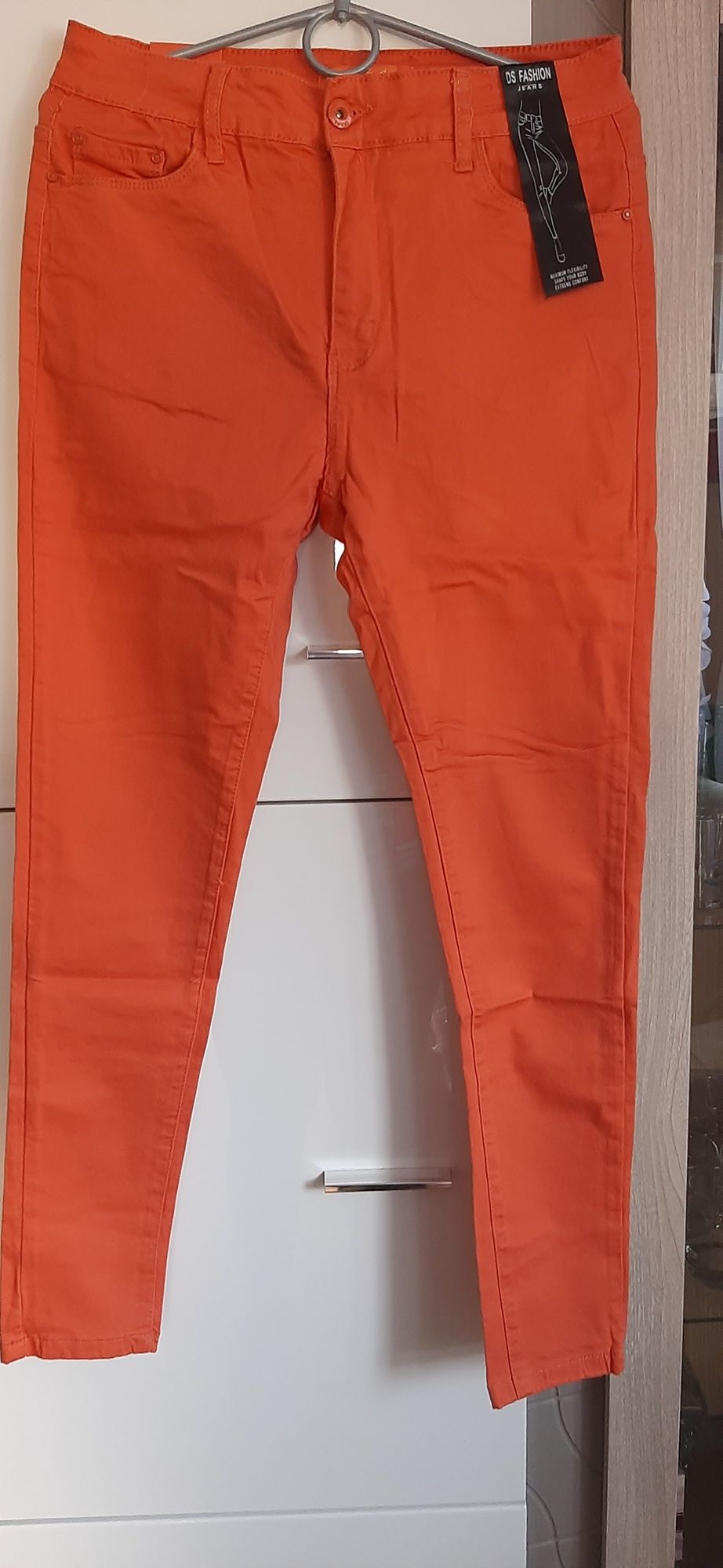 Spodnie pomarancz 42 do 100 w pasie