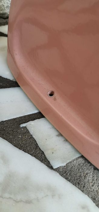 Bidé (Ler a descrição s.f.v.)