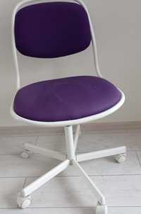 Krzesło Ikea  ÖRFJÄLL fioletowe szersza wersja