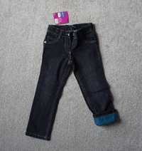 Spodnie jeansowe z podszewką r.104 Nowe