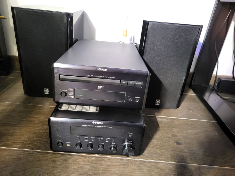 Wieża Yamaha PianoCraft E810