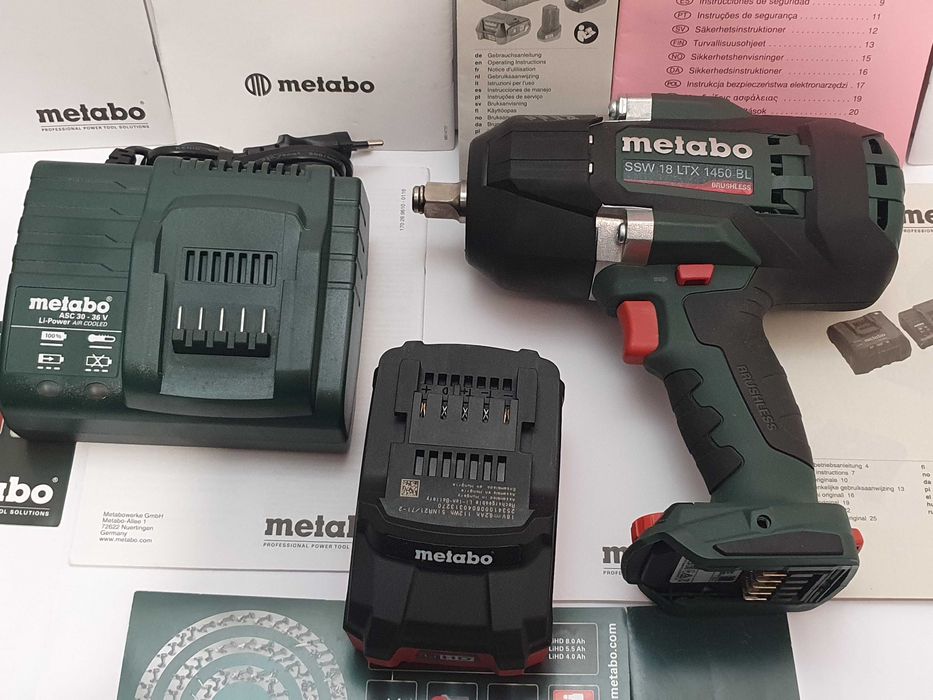 Zestaw Klucz udarowy METABO SSW 18 LTX-1450 BL + AKU 18v 6,2Ah + lad