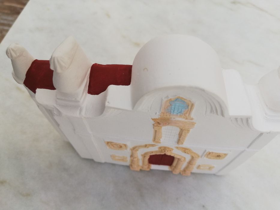 Artigo decorativo - reprodução da fachada de igreja de sines