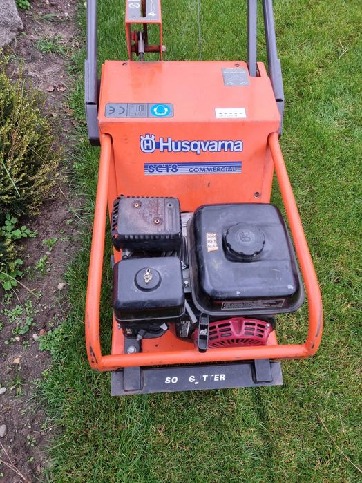 HUSQVARNA SC18CE  maszyna do zdejmowania darni