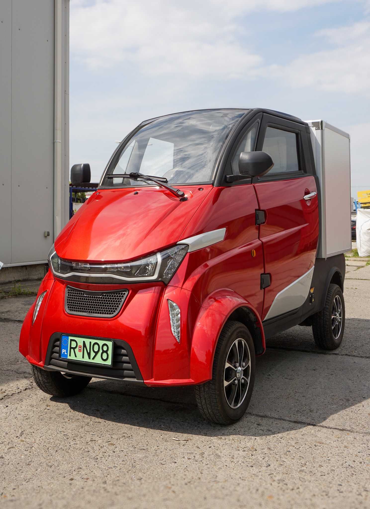Pojazd elektryczny bagażowy Runhorse J-2C