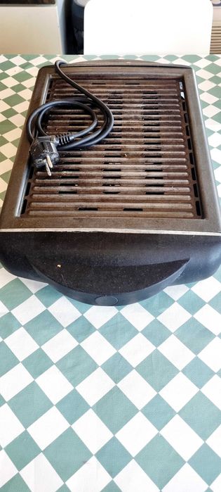 Dois grelhadores para venda em conjunto