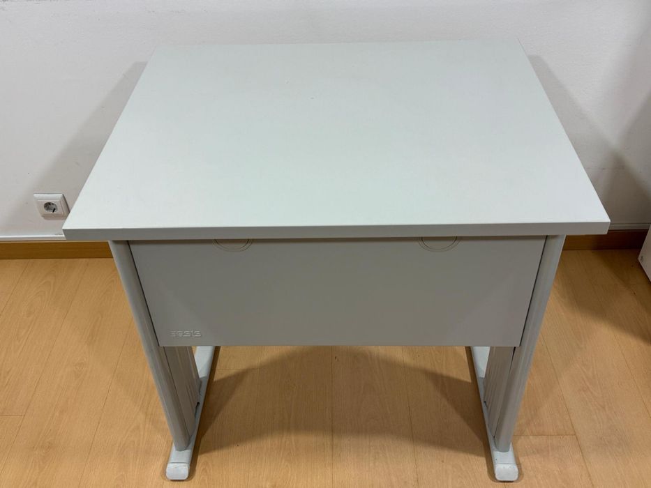 Secretaria de escritório 120x65