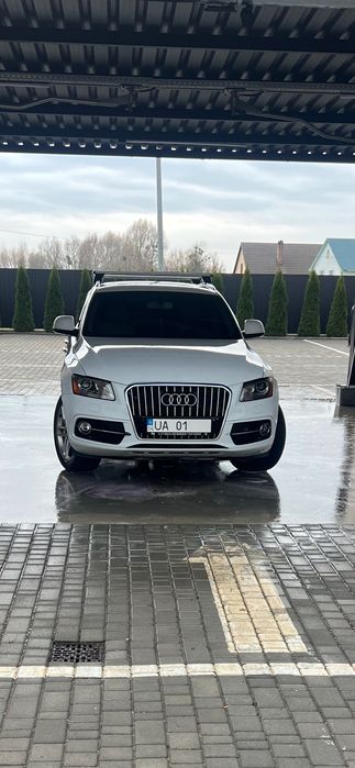 Audi Q 5 2017 2.0 бензин ( обмін 7 місць )