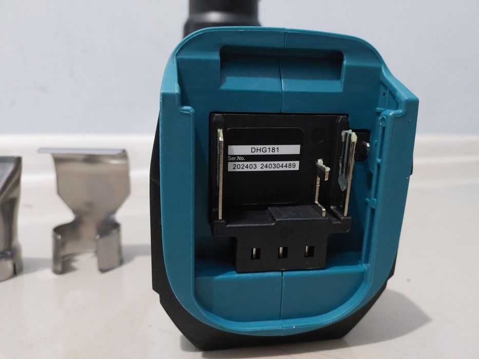 Акумуляторний технічний фен LXT Makita DHG181