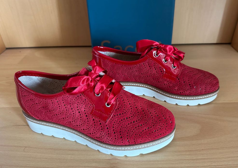 Sapatos Vermelhos Nº 39 Novos
