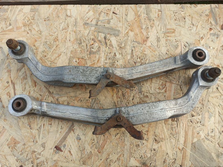 Важелі важіль ричаги задні алюмінієві Nissan Qashqai j10