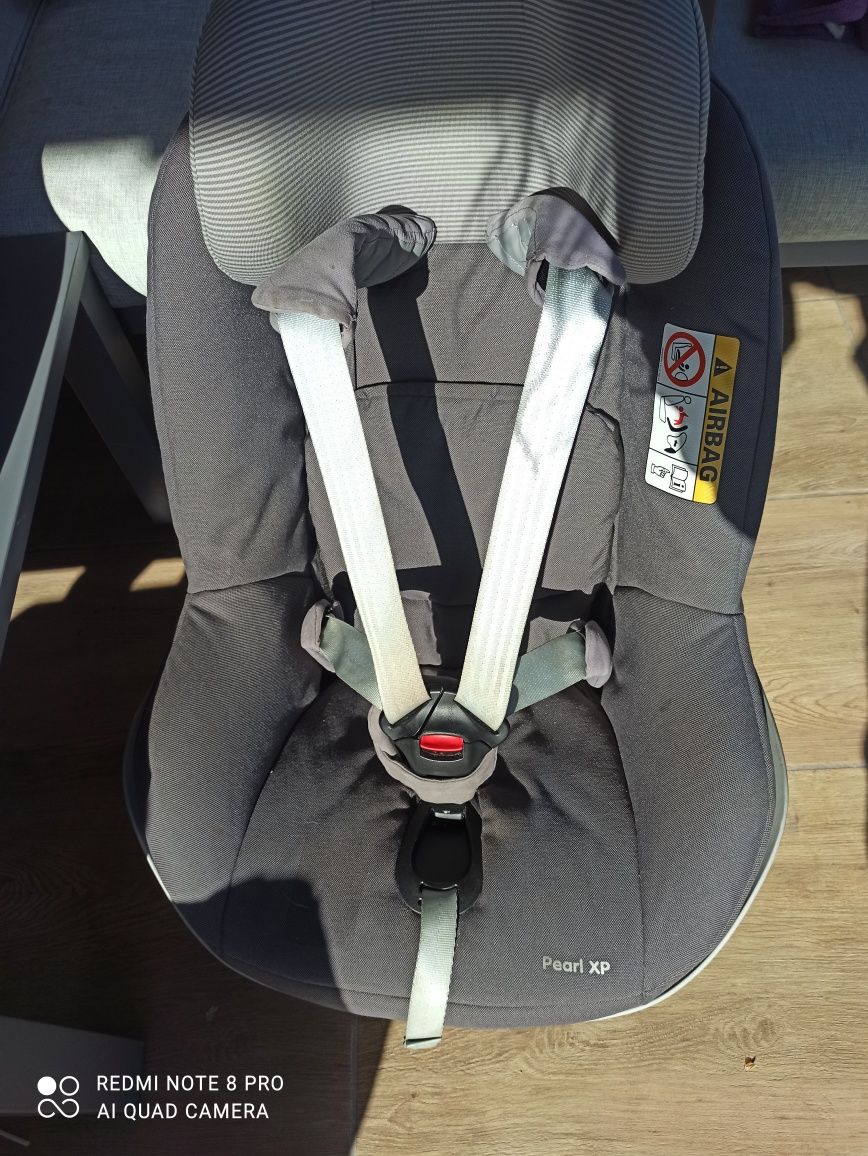 Baza maxi cosi 2WayFix  i  fotelik Maxi cosi Pearl XP