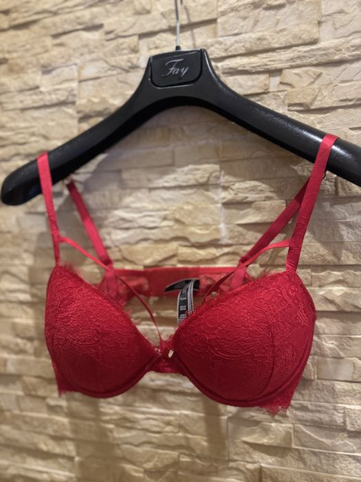 Vicroria secret la perla бюстгалтер