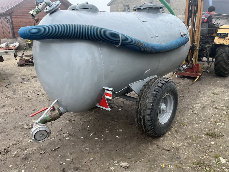 Beczkowóz 3500l wóz asenizacyjny