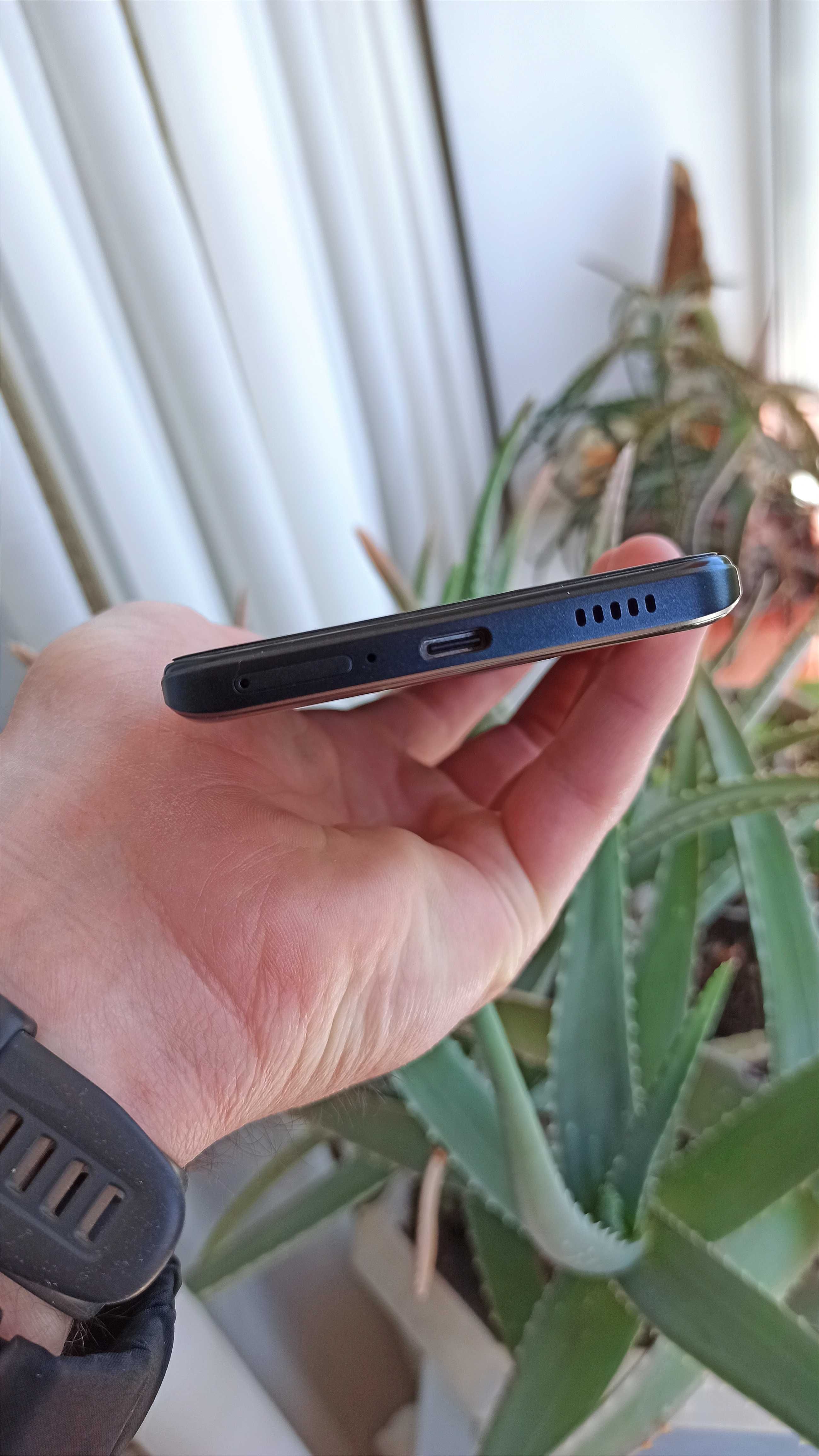 POCO F5 PRO 12/256, чорний. Ігровий смартфон, флагман, камера 64 МП