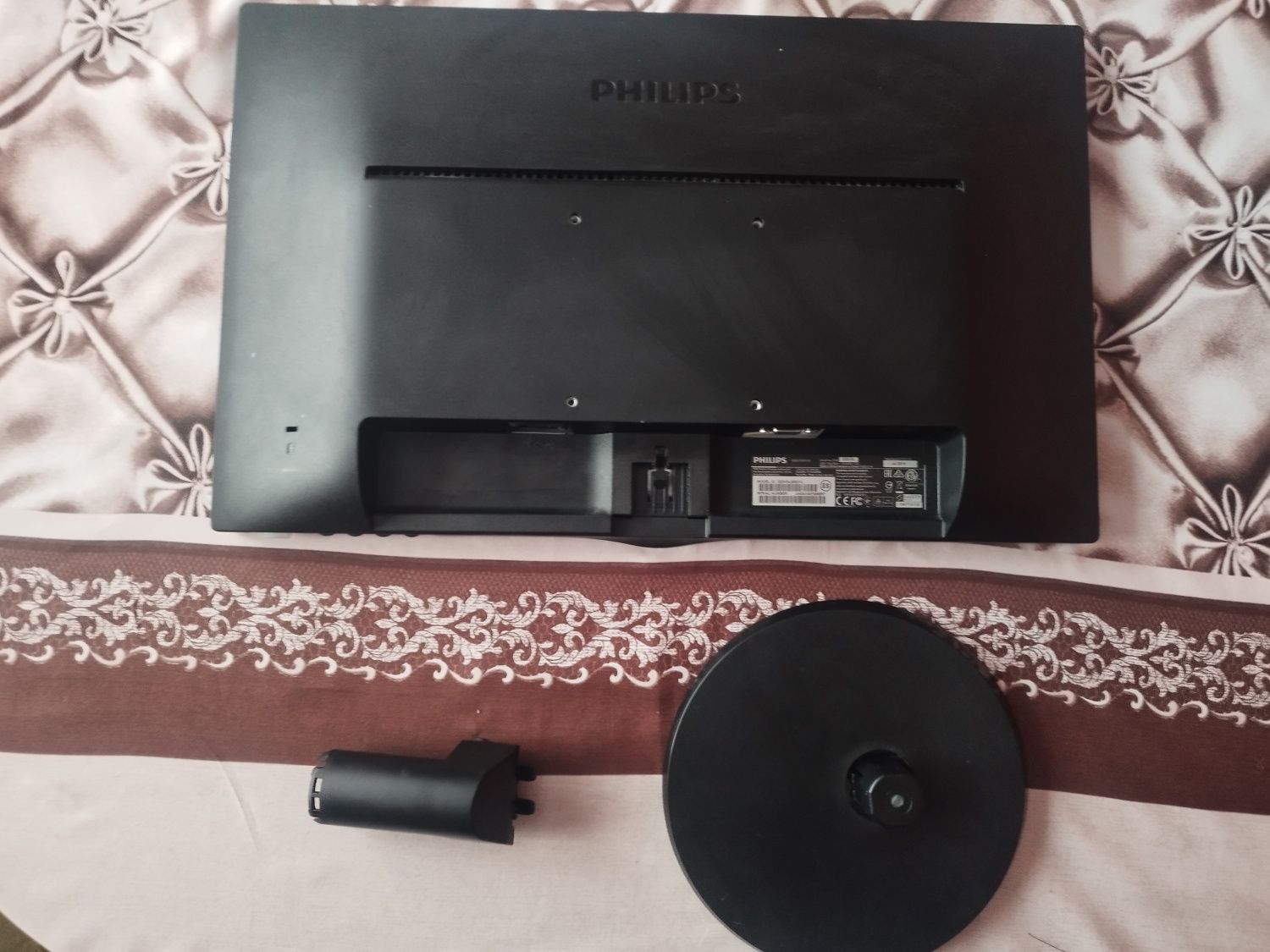 Monitor Philips 223V5L