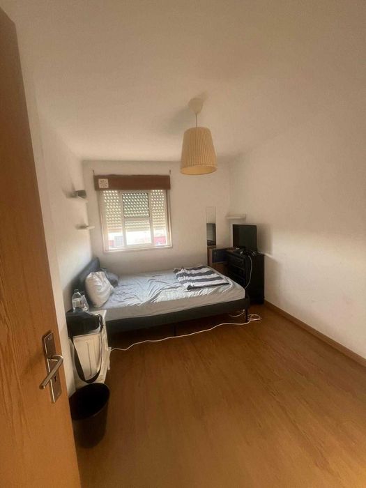 Quarto para arrendar na Alta de Lisboa