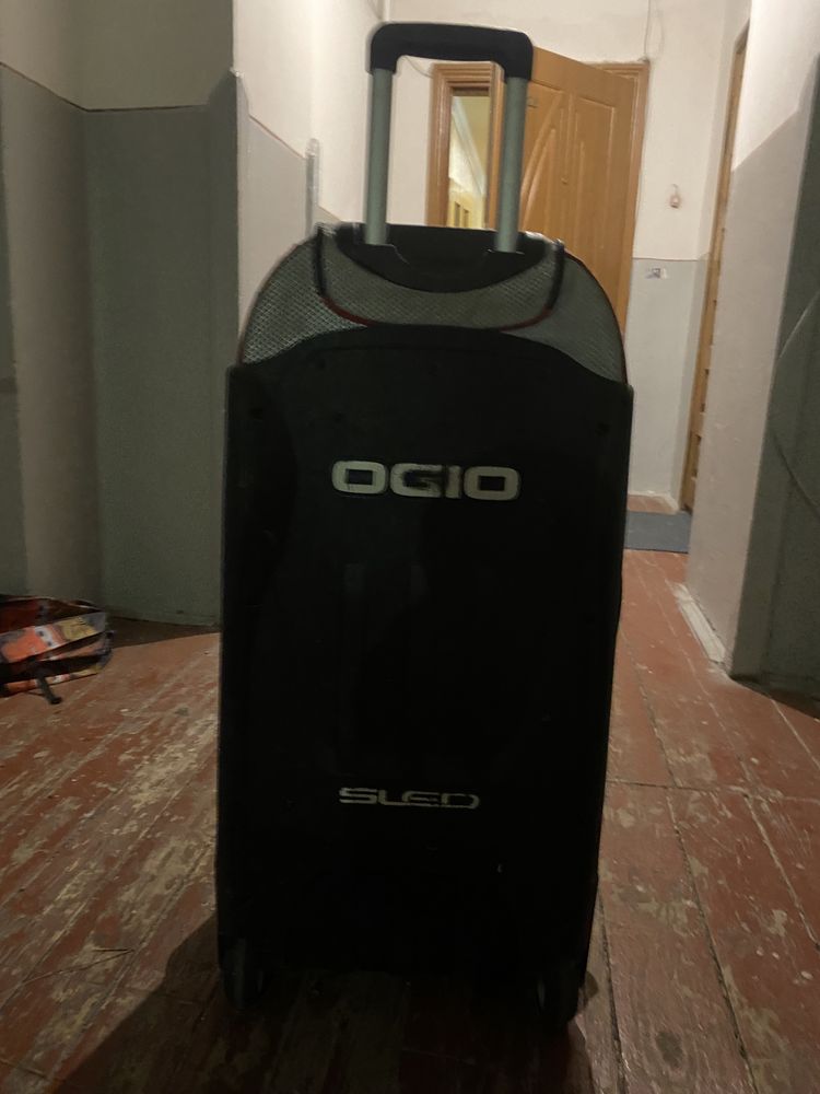 Чумодан OGIO для ендуро якіпіровки