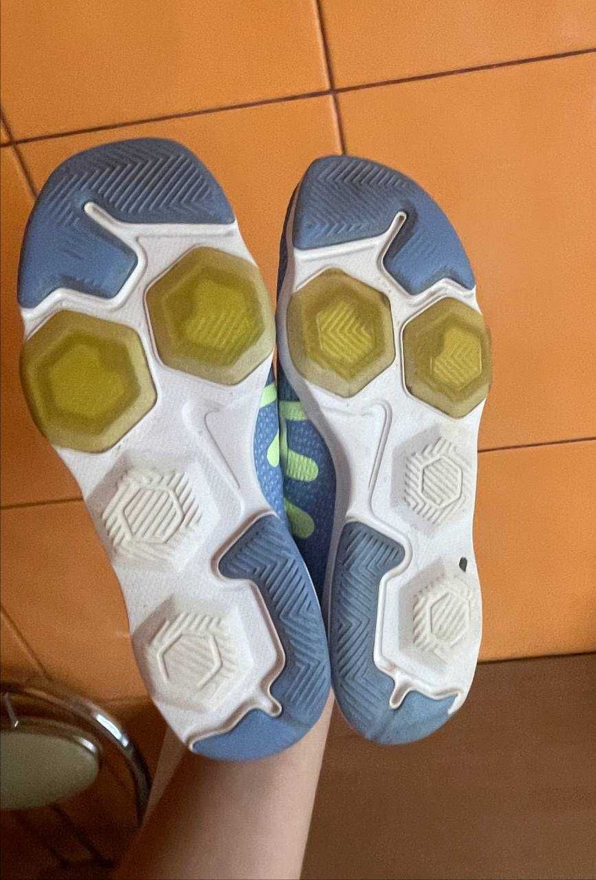 Кроссовки Nike WMNS Air Zoom Fit 2 41 р 26,5 см