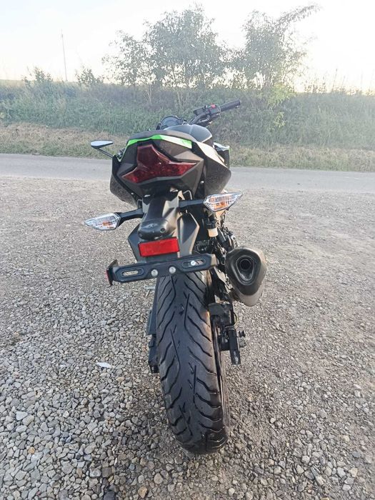 Kawasaki Z400, 2023r.