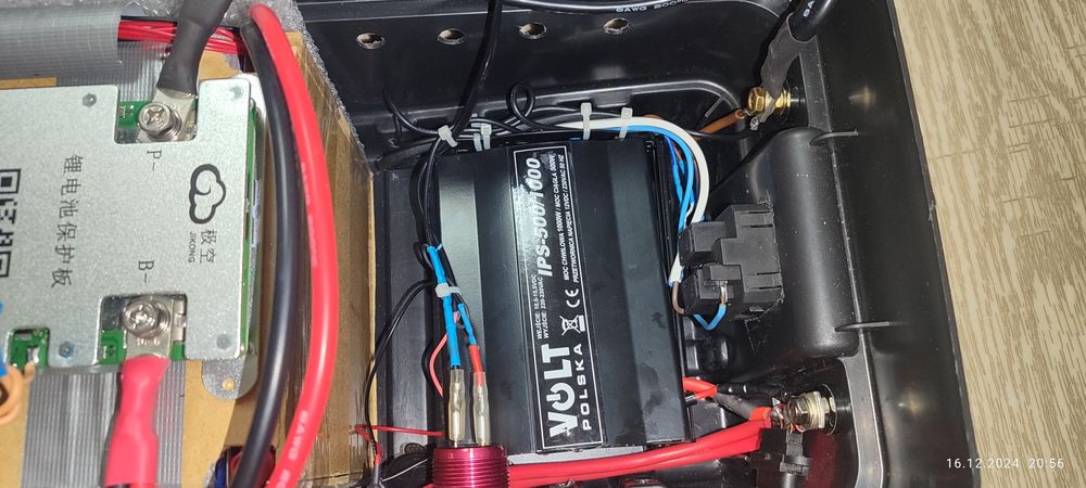 Продам зарядну станцію 105Ан 1260 Ват/годин lifepo4 (Екофло/Блюетті)