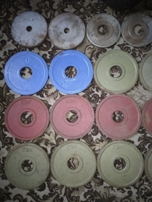 Бліни ; блины на гриф 50 ; 55 мм  по 1,25 ; 1,5 ; 2,5 ; 5 ; 10 ; 15