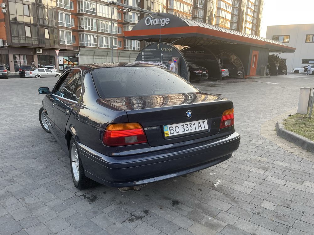 BMW E39 2002р 2,5 м54