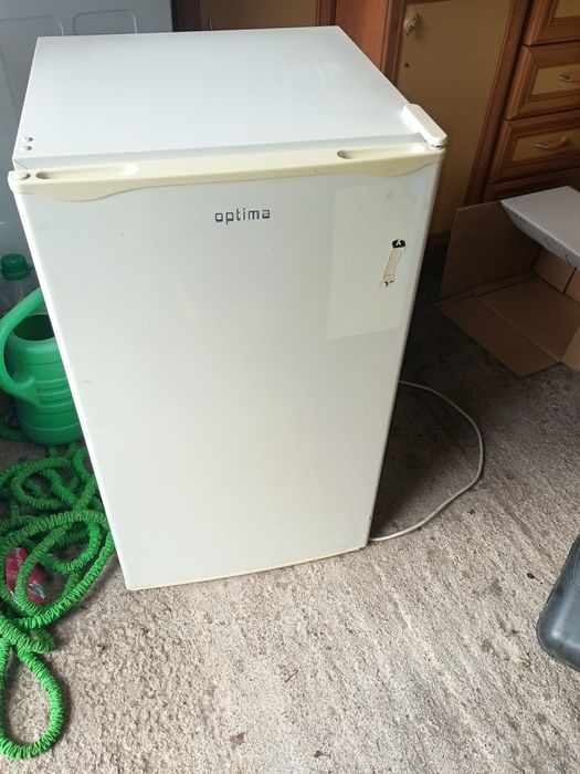 Lodówka mała dwie półki plus zamrażalnik 80 cm